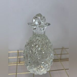 Vintage Clear Crystal Art Glass Pineapple Fruit Figurine Paperweight MCM